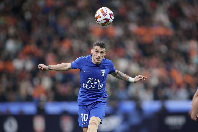 斯基拉：中超舊將斯坦丘接近免簽加盟熱那亞，合同期限到2027年