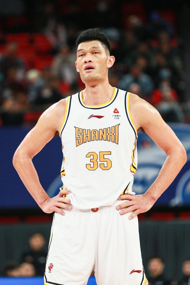 手感不佳！葛昭寶全場8投1中得到2分2籃板2助攻