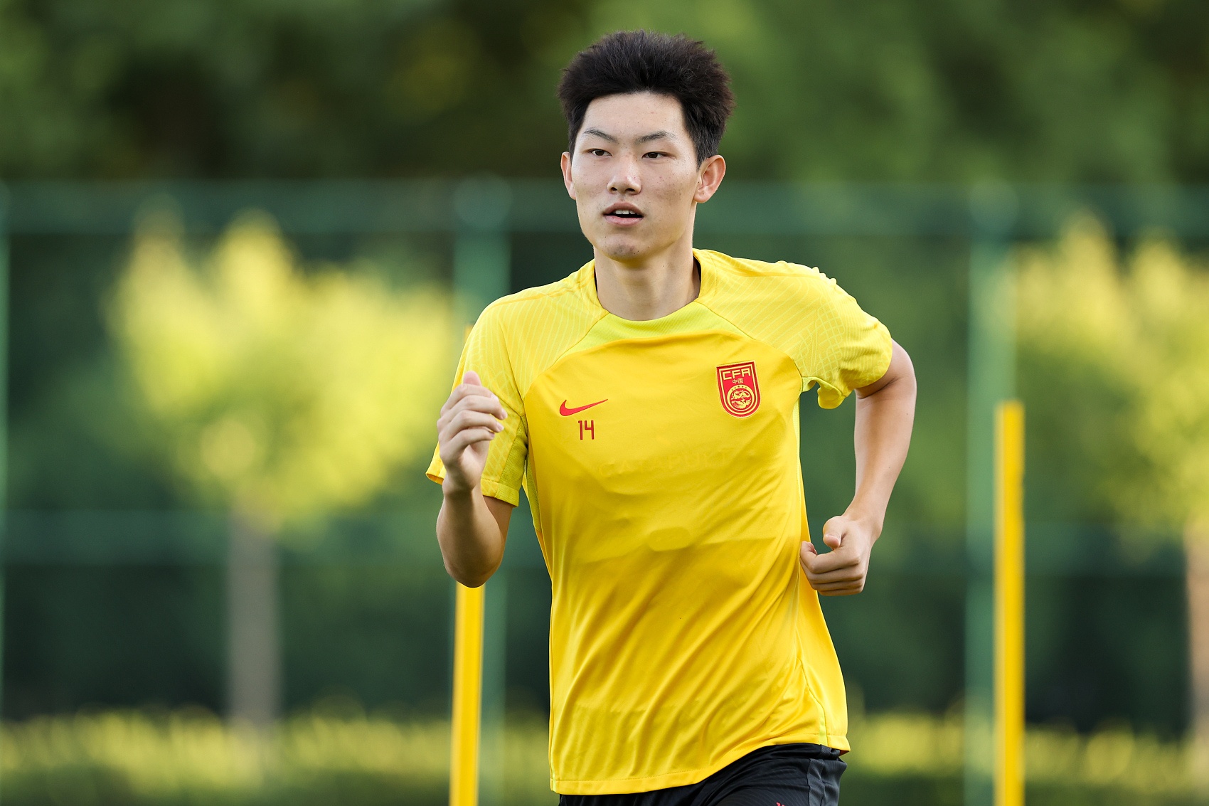 魯媒：泰山隊抵達(dá)梅州五外援齊整，四名國腳可出戰(zhàn)史松宸隨隊