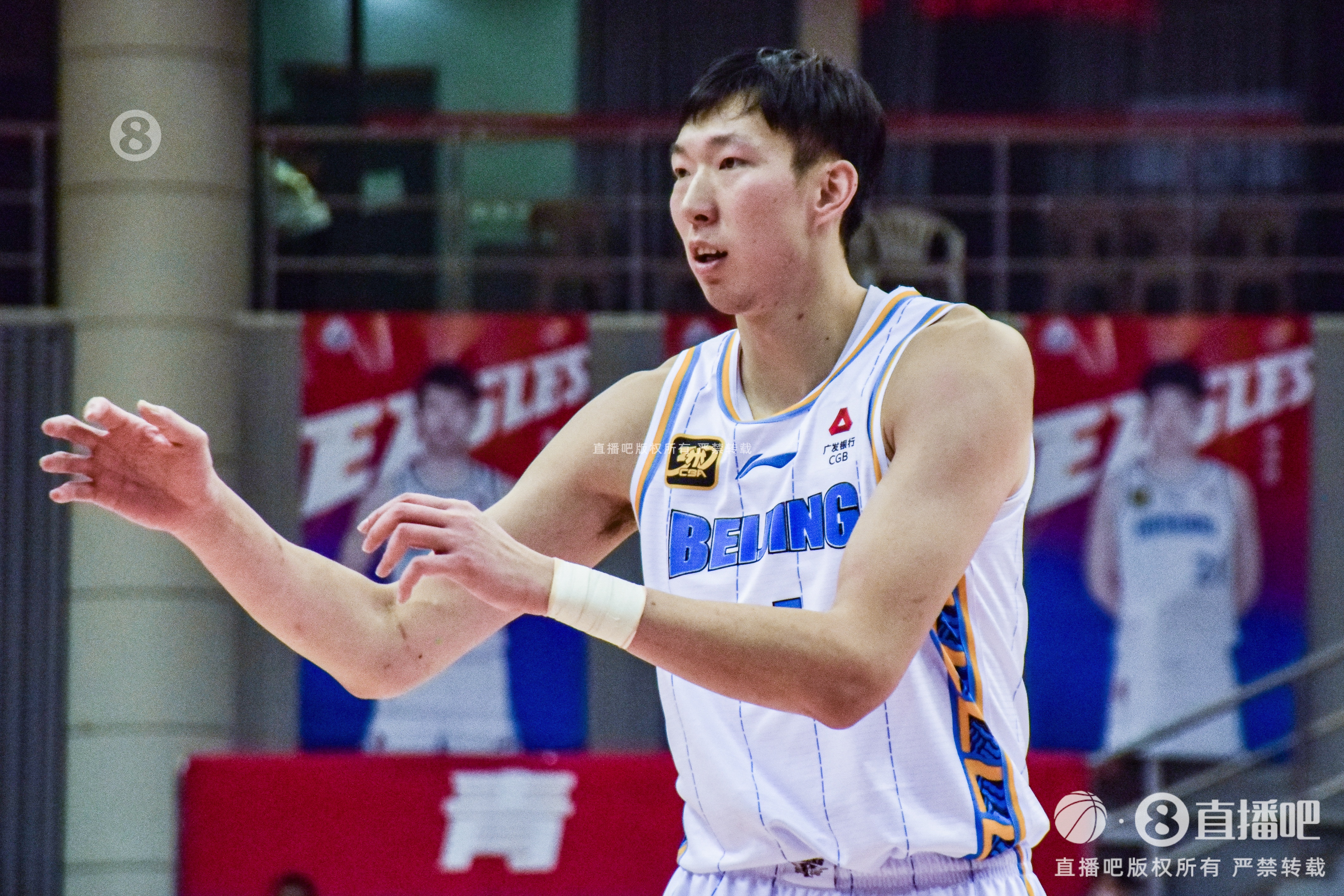 高效且全面！周琦全場11投7中 拿下17分14籃板1搶斷2蓋帽